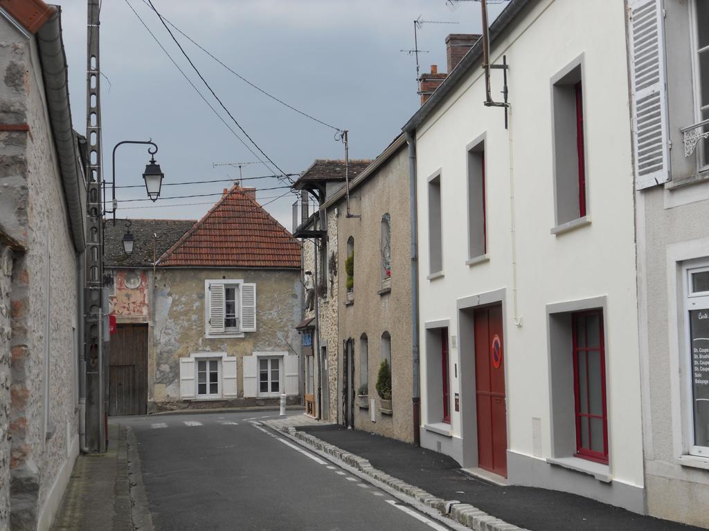 Bed and Breakfast Le Nid D'Hirondelles Perthes-en-Gatinais Exteriér fotografie